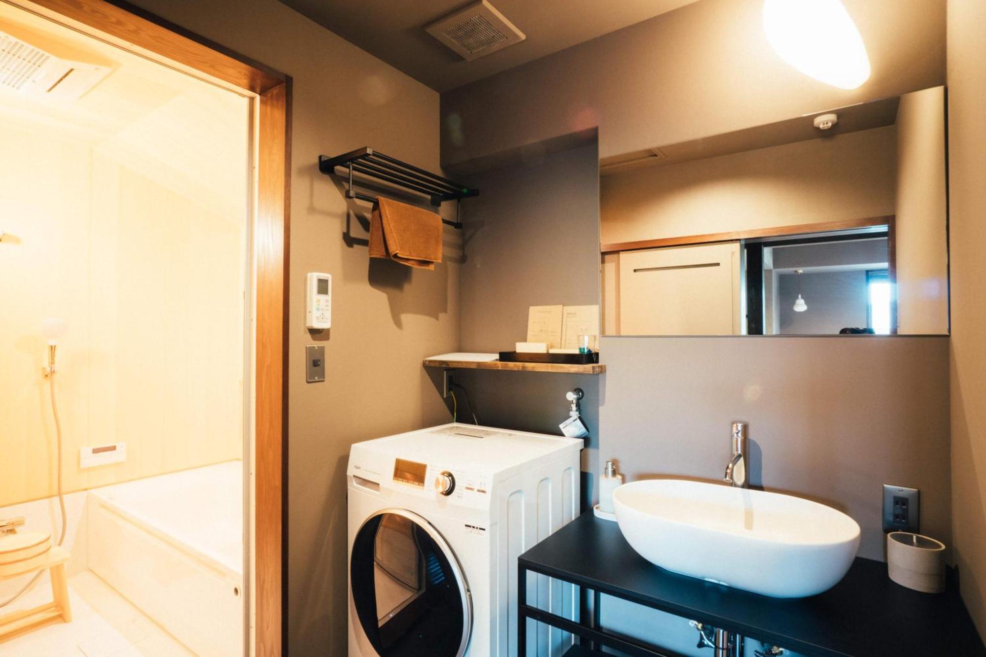 Bed And Craft Hotel Nanto Quarto foto