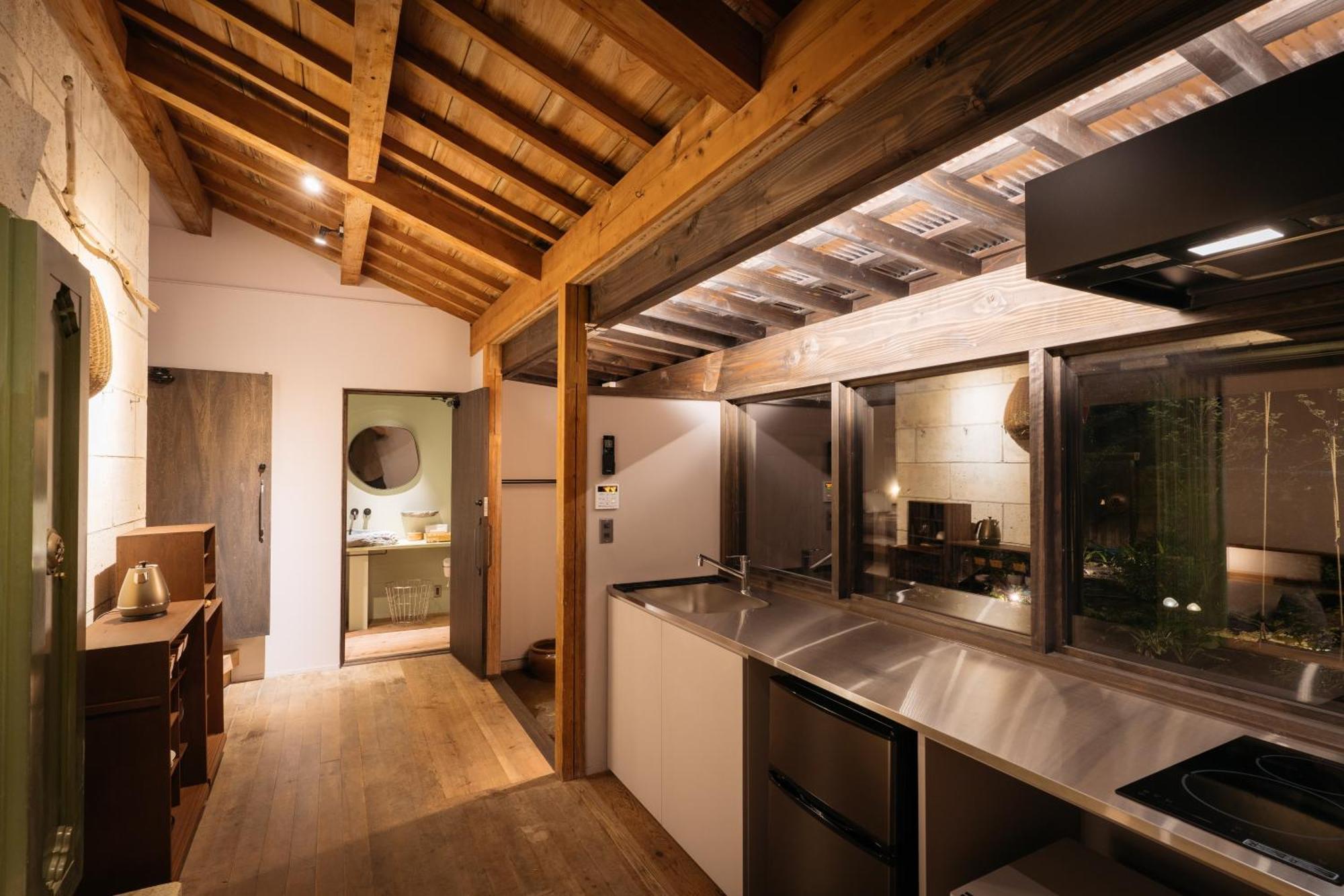 Bed And Craft Hotel Nanto Quarto foto