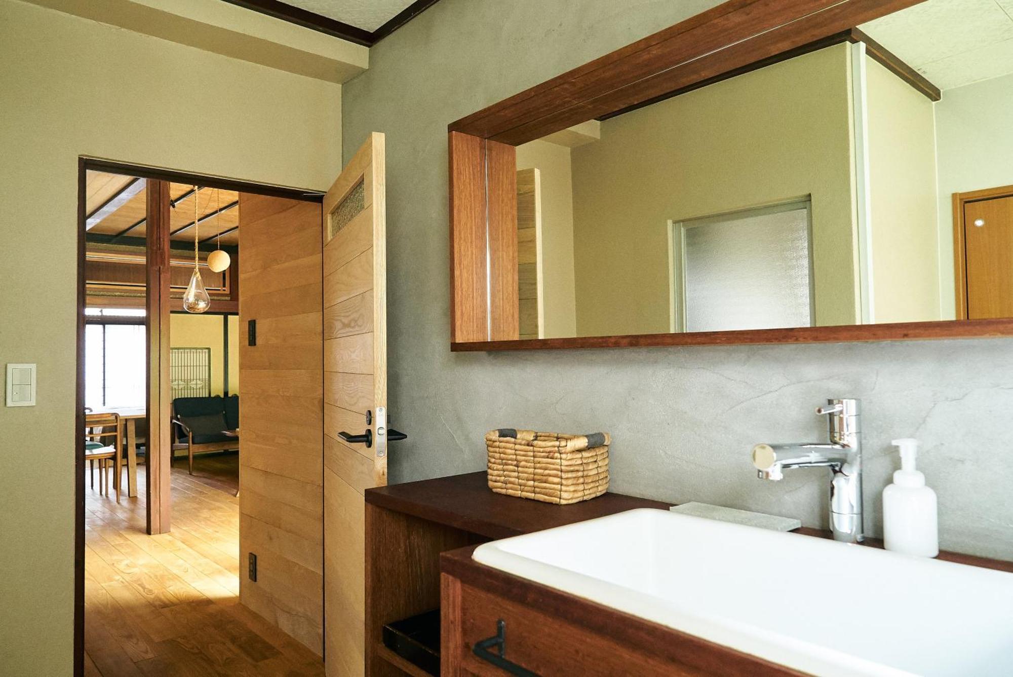 Bed And Craft Hotel Nanto Quarto foto