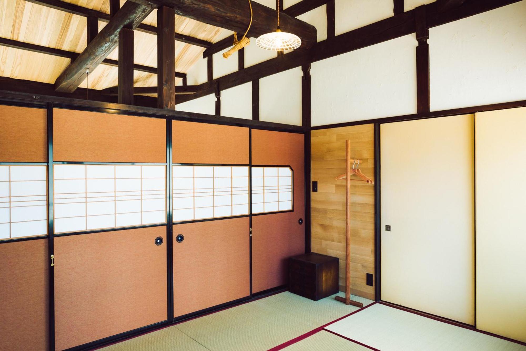 Bed And Craft Hotel Nanto Quarto foto